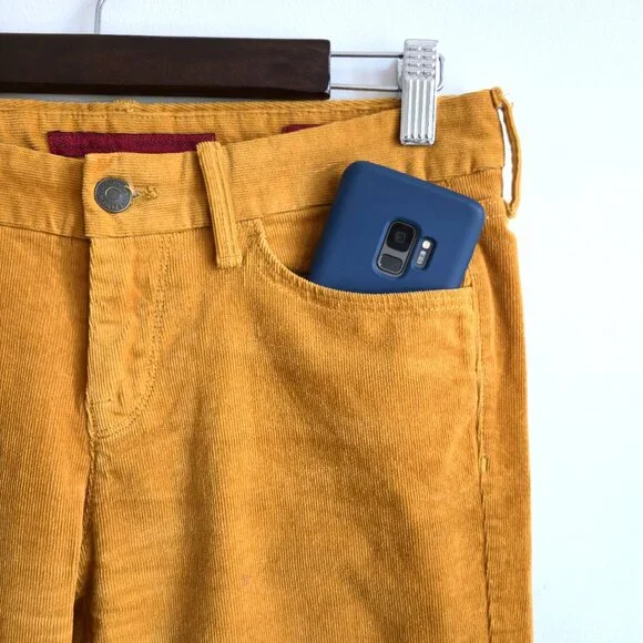 Banana Republic Limited Edition Corduroy Jeans | Skinny | Size 26/2 - Picture 4 of 11